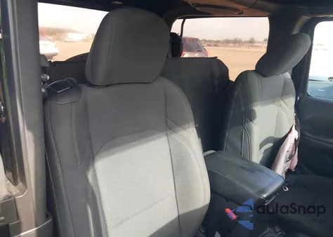 2021 Jeep Wrangler Willys 4X4 из США, поврежденный, VIN 1C4GJXAN7MW796019